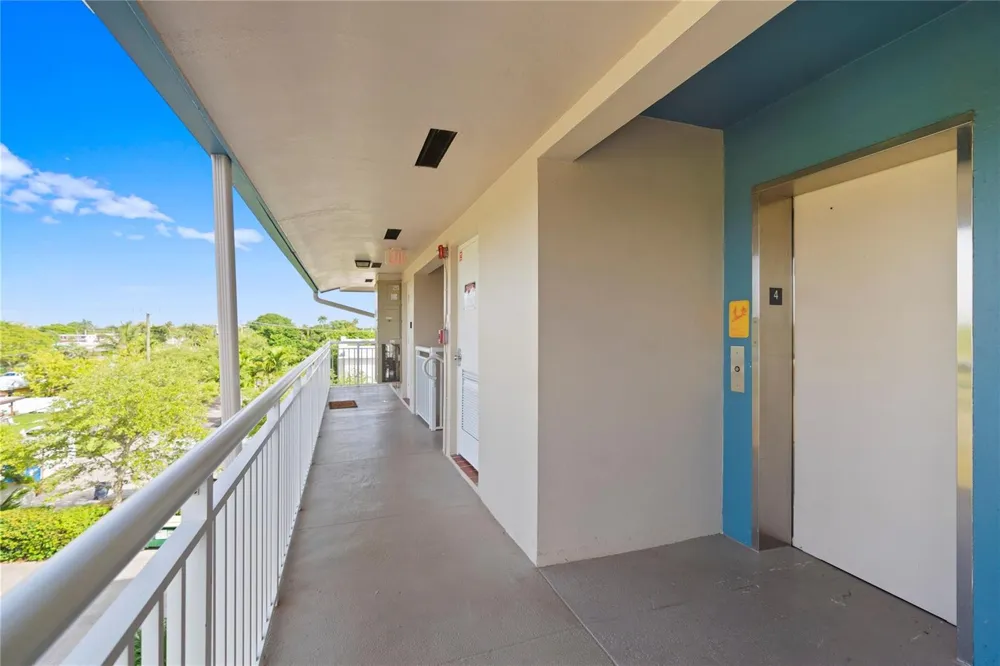 5800 W Margate Boulevard #346-3 Margate, FL 33063