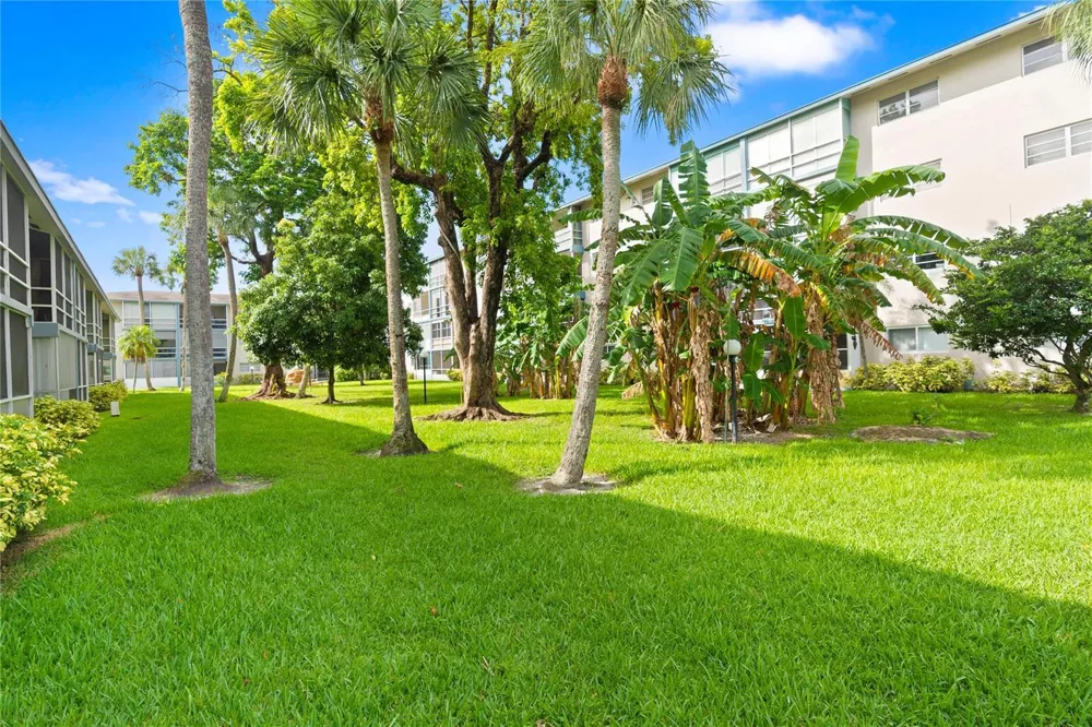 5800 W Margate Boulevard #346-3 Margate, FL 33063