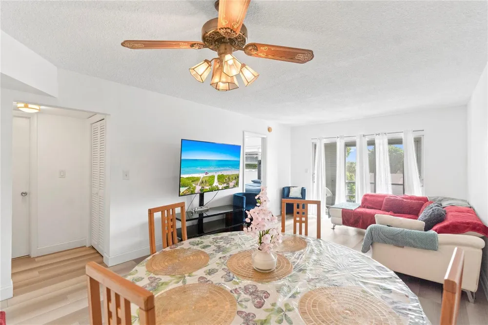 5800 W Margate Boulevard #346-3 Margate, FL 33063