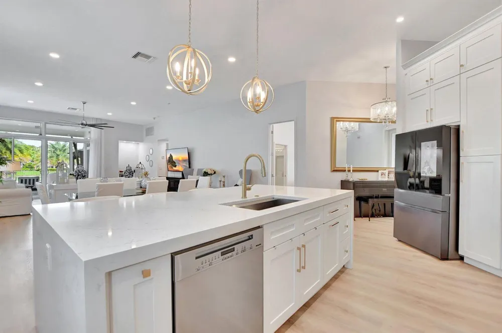 6609 NW 24th Avenue Boca Raton, FL 33496