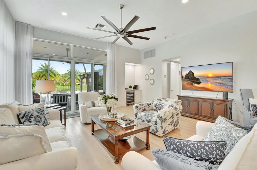 6609 NW 24th Avenue Boca Raton, FL 33496