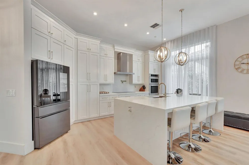 6609 NW 24th Avenue Boca Raton, FL 33496