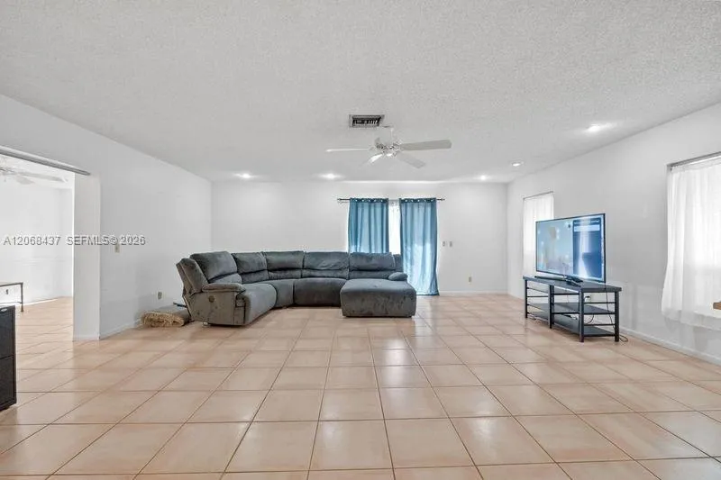 7507 Ace Rd N Lake Worth, FL 33467