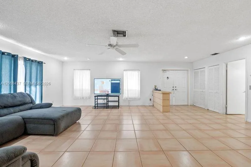 7507 Ace Rd N Lake Worth, FL 33467