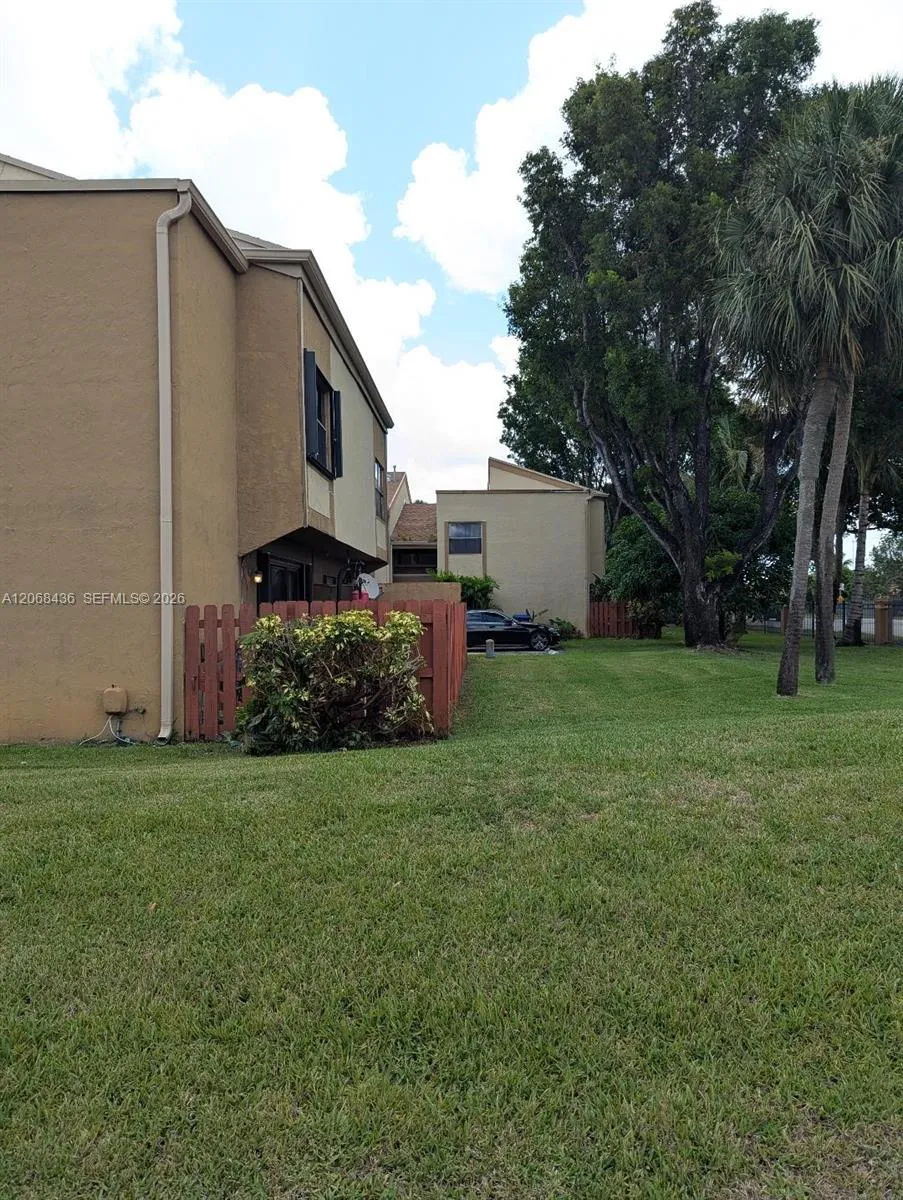 8380 S Missionwood Cir #C-II Miramar, FL 33025