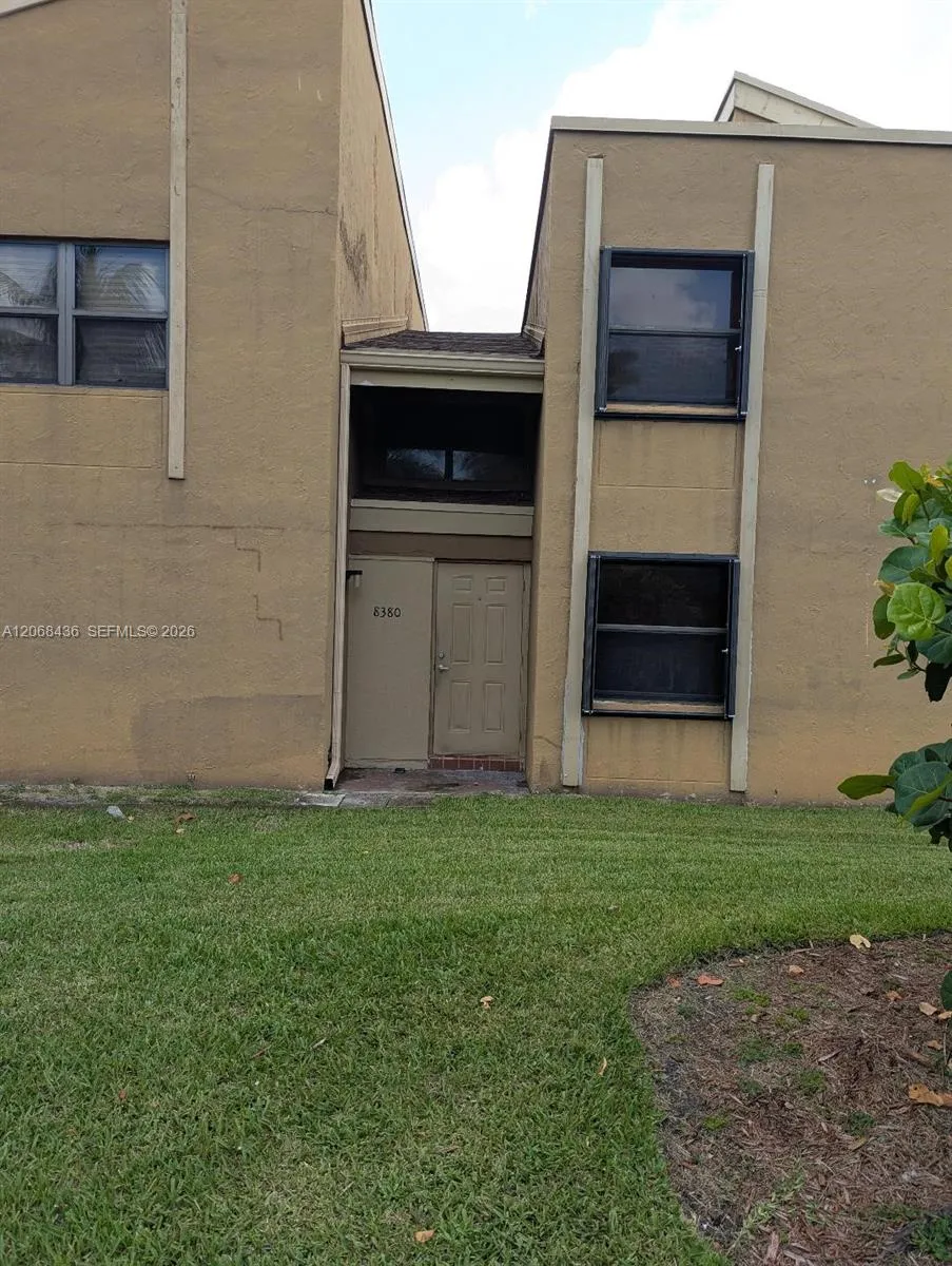 8380 S Missionwood Cir #C-II Miramar, FL 33025