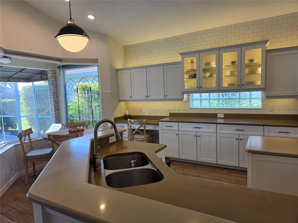 6339 ROOKERY CIRCLE Bradenton, FL 34203