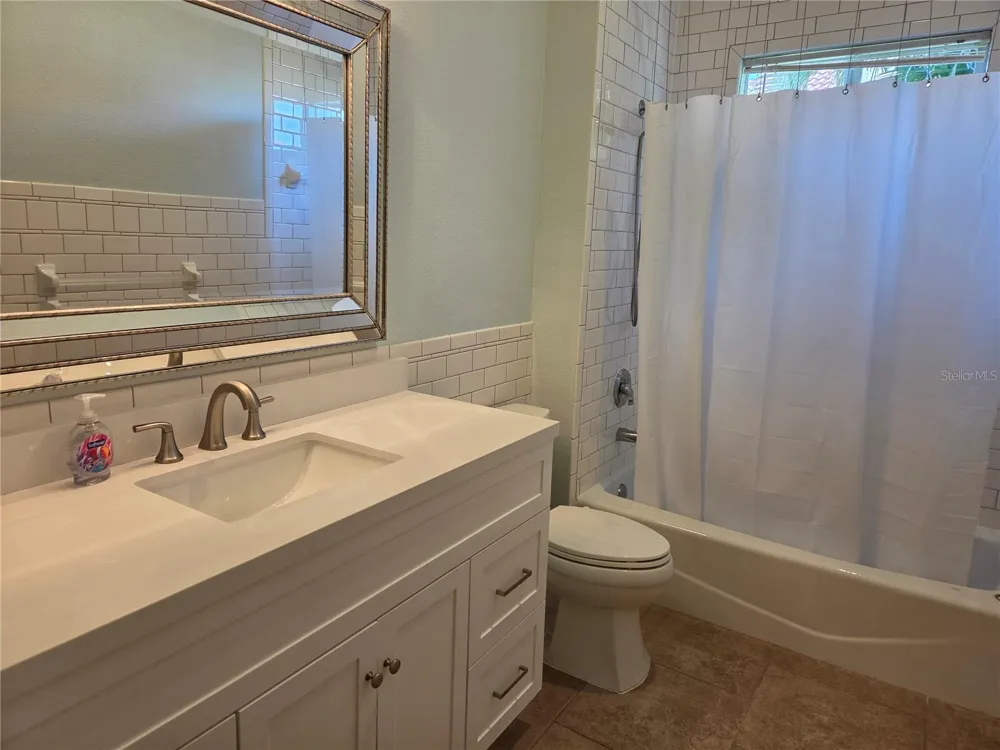 6339 ROOKERY CIRCLE Bradenton, FL 34203