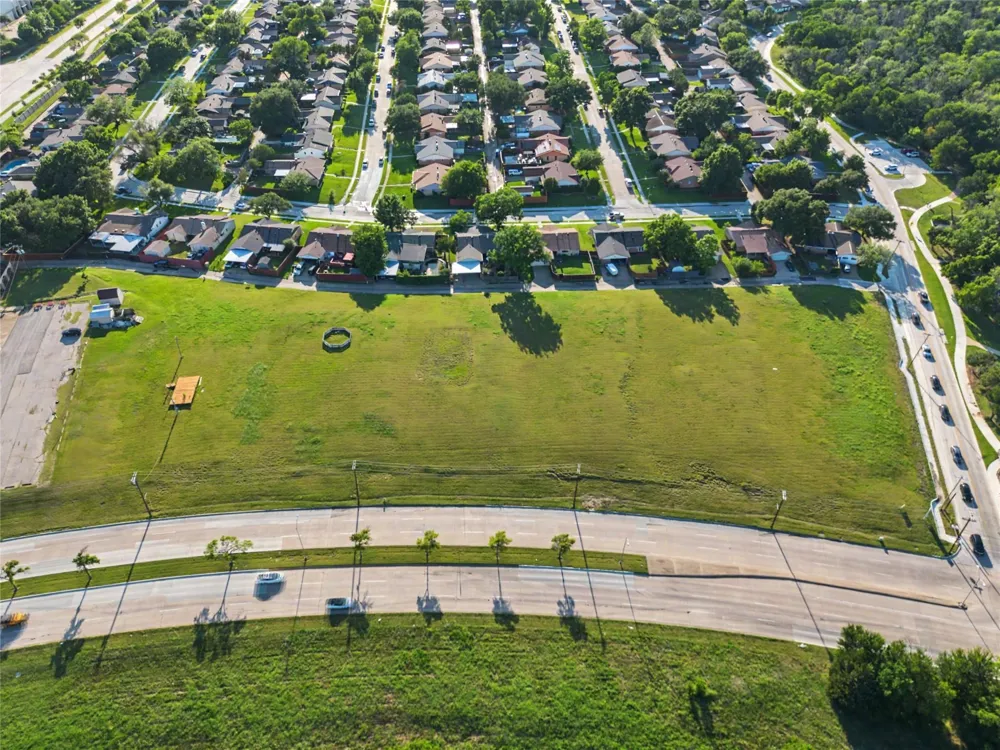 911 Peachtree Road Mesquite, TX 75149