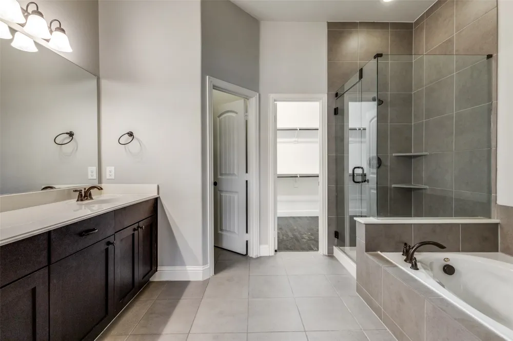 828 Rohan Drive Richardson, TX 75081
