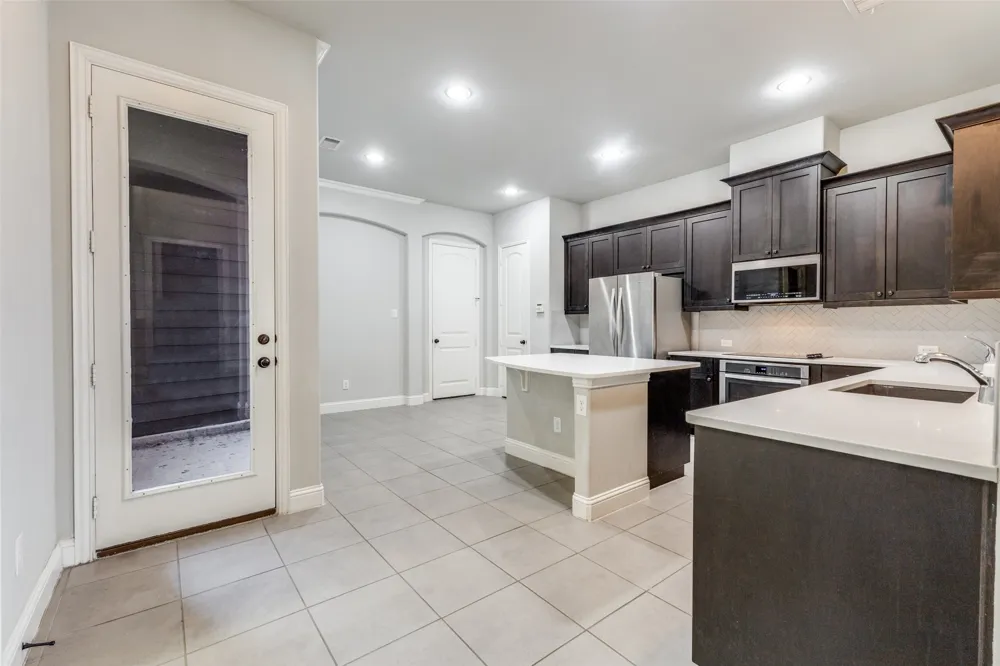 828 Rohan Drive Richardson, TX 75081