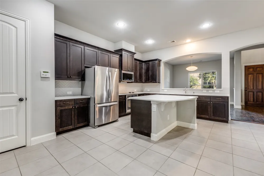 828 Rohan Drive Richardson, TX 75081