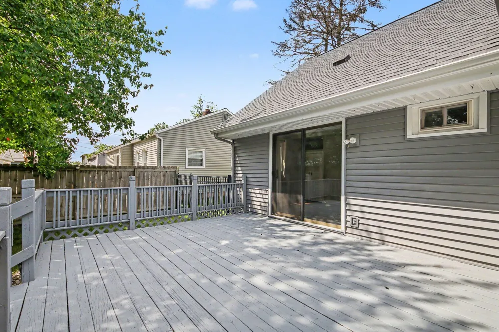 2738 Richards Drive SE East Grand Rapids, MI 49506