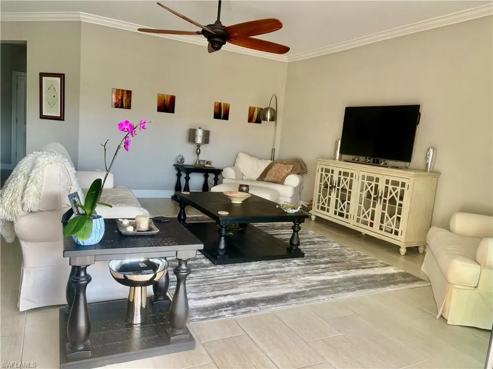 15148 Palmer Lake Circle #202 Naples, FL 34109