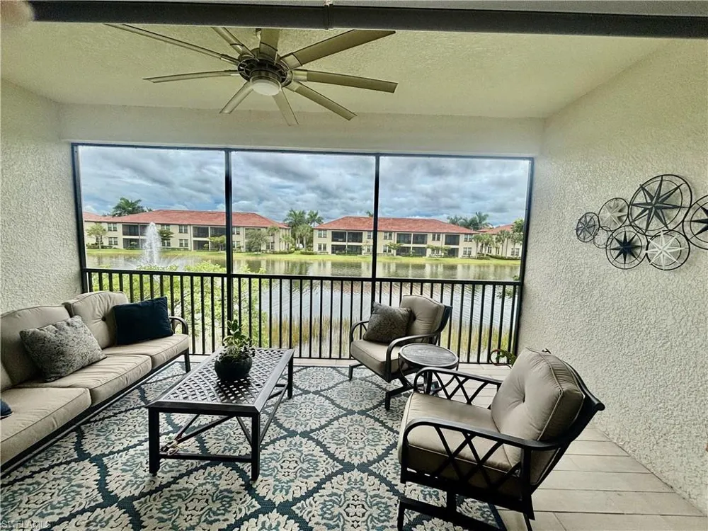 15148 Palmer Lake Circle #202 Naples, FL 34109
