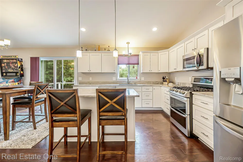 16314 Red Fox Trail Fenton Charter Township, MI 48451