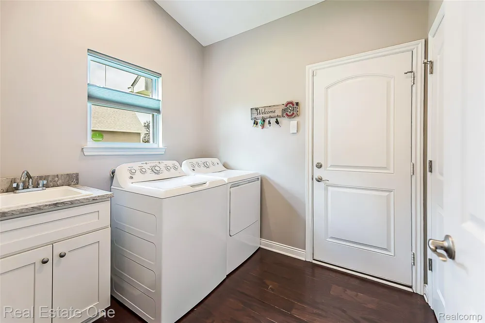 16314 Red Fox Trail Fenton Charter Township, MI 48451