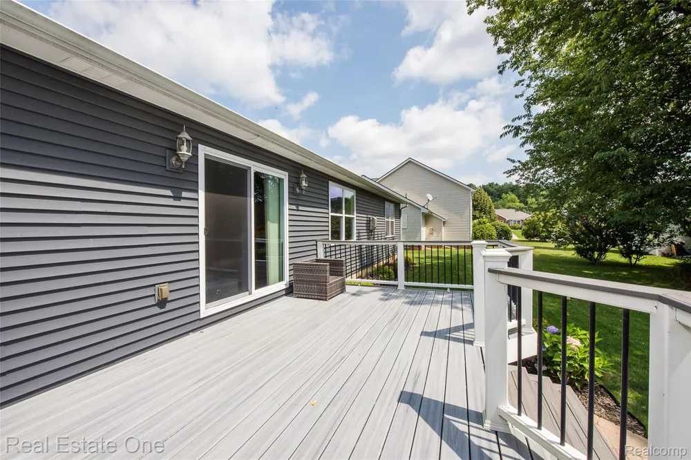 16314 Red Fox Trail Fenton Charter Township, MI 48451