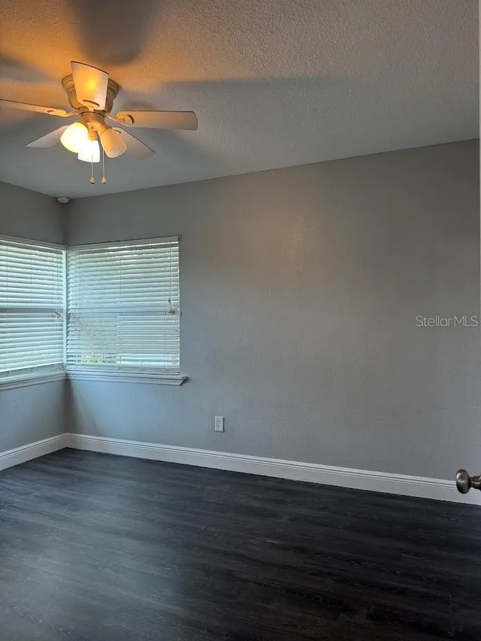 2125 CARLTON DRIVE Orlando, FL 32806