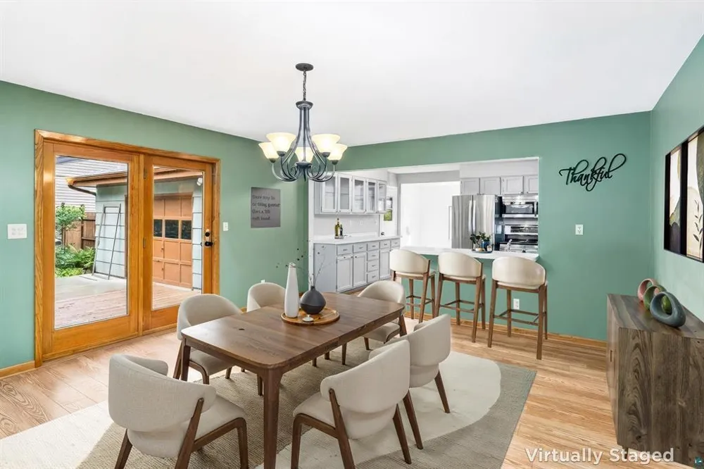 703 Ebony Avenue Duluth, MN 55811