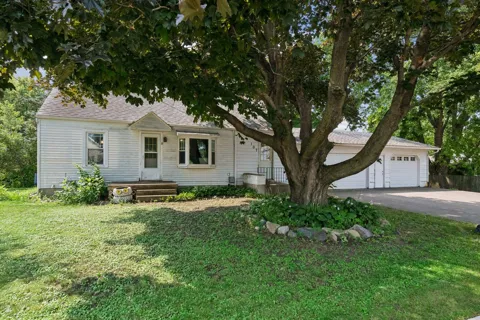 107 5th Street SW
