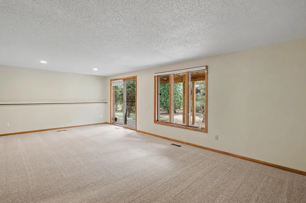 13329 Morgan Avenue S Burnsville, MN 55337