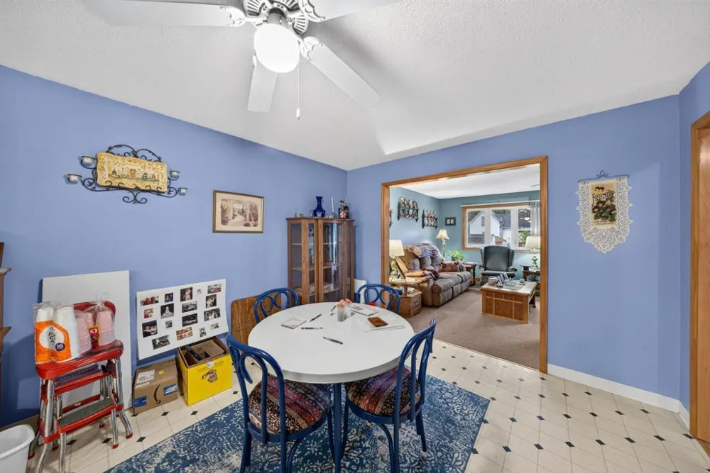 1407 S Garden Street Lake City, MN 55041
