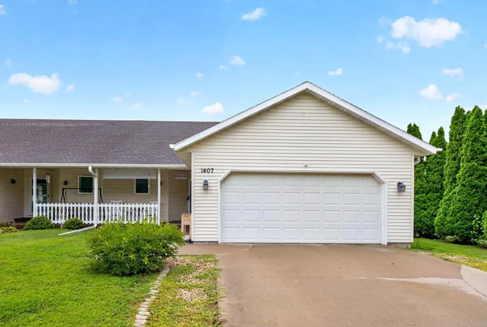 1407 S Garden Street Lake City, MN 55041