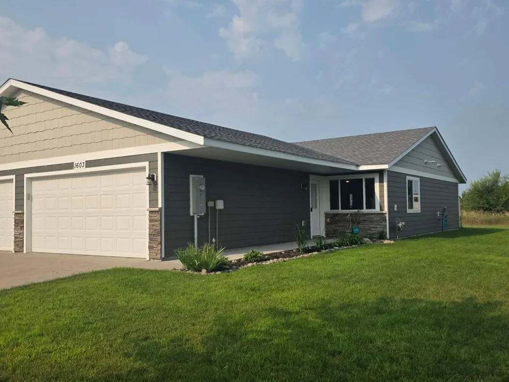 1603 16th Avenue Princeton, MN 55371