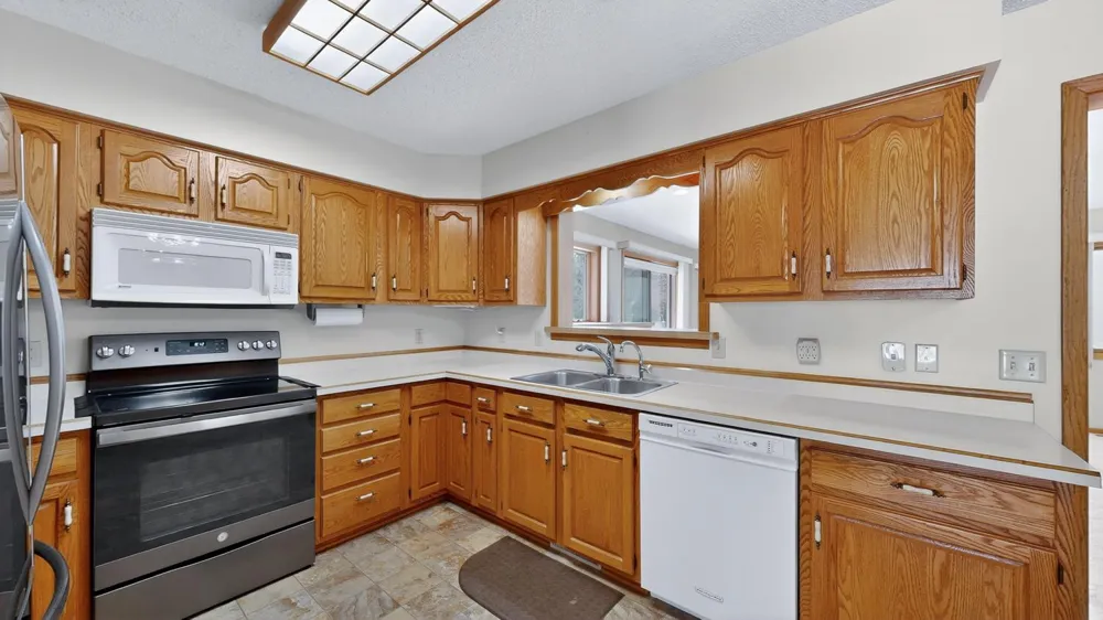 302 Cross Street Lake City, MN 55041