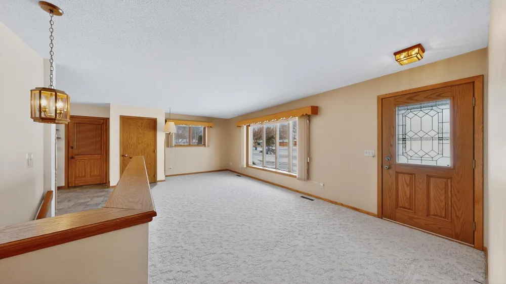 302 Cross Street Lake City, MN 55041