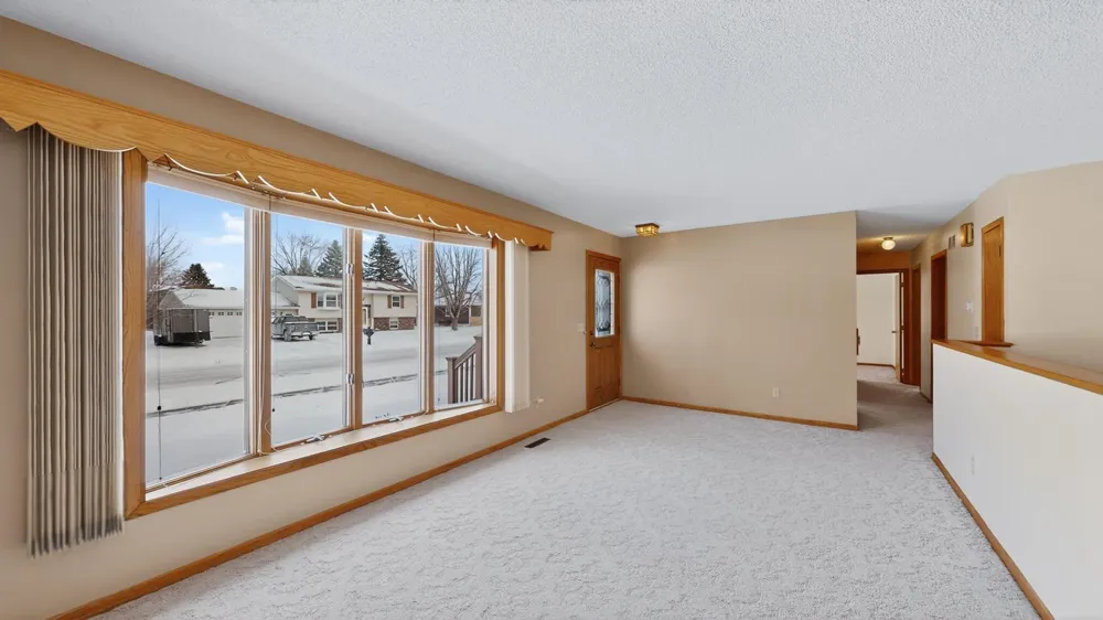 302 Cross Street Lake City, MN 55041