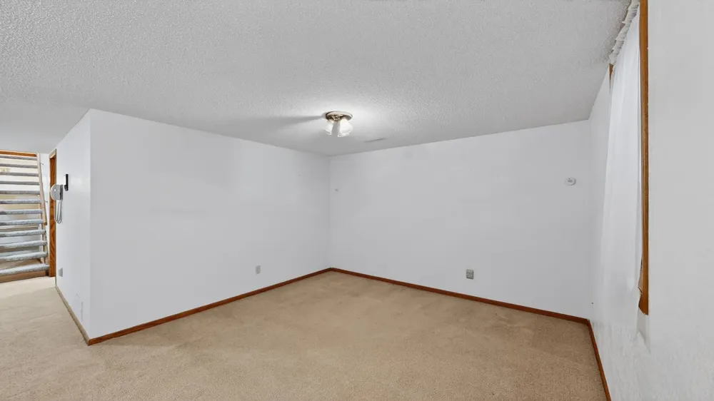 302 Cross Street Lake City, MN 55041