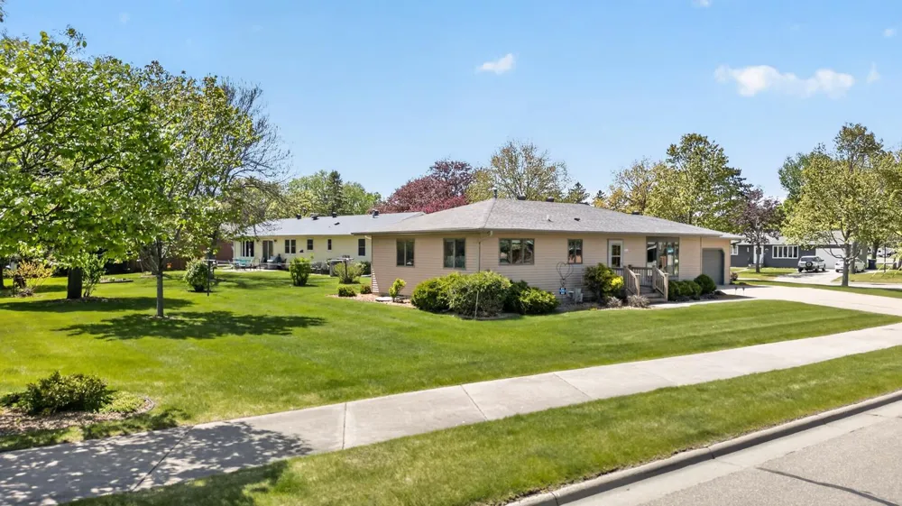 302 Cross Street Lake City, MN 55041