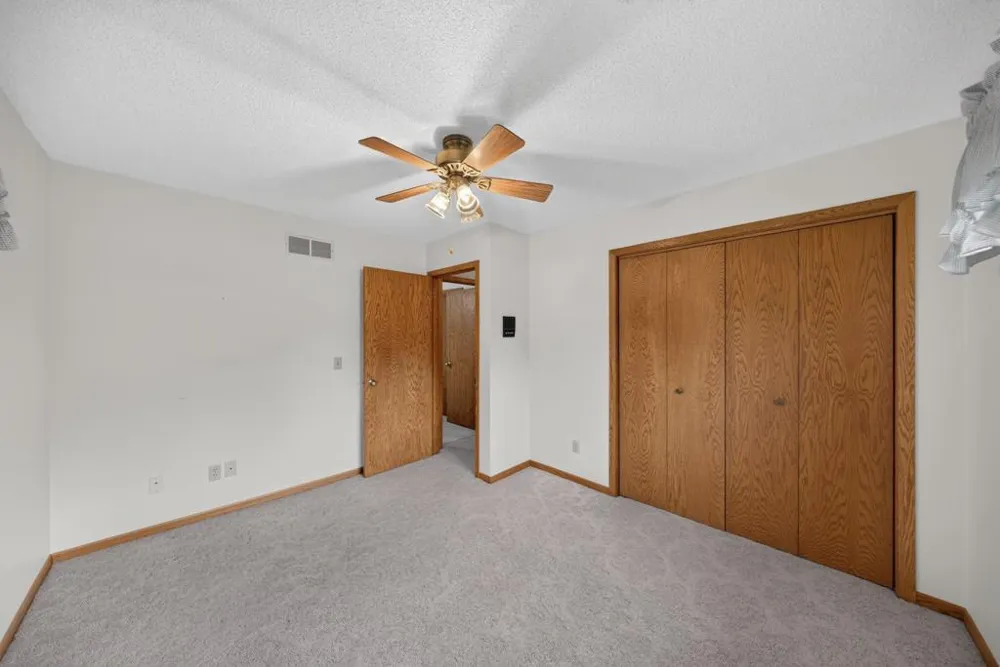 302 Cross Street Lake City, MN 55041