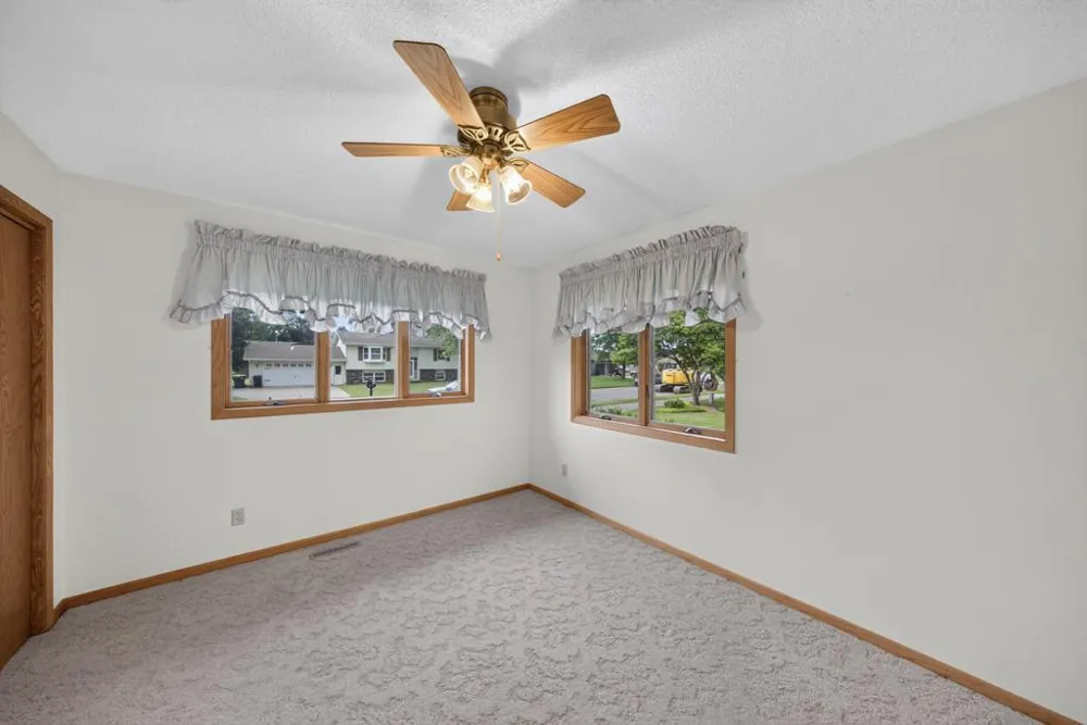 302 Cross Street Lake City, MN 55041