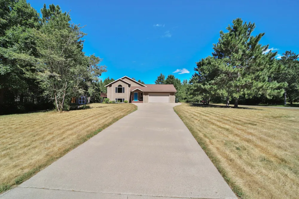 16310 Pristine Pine Court Brainerd, MN 56401