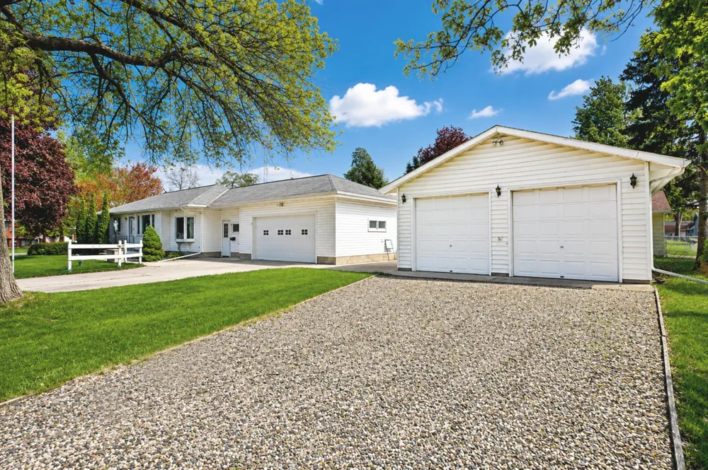 847 17th Street NE Owatonna, MN 55060