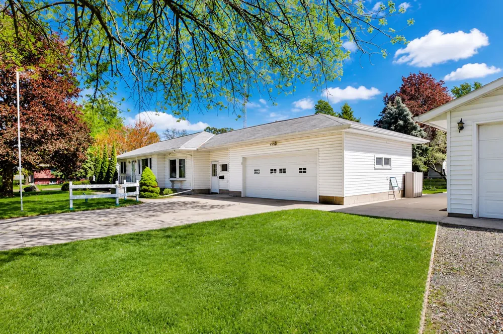 847 17th Street NE Owatonna, MN 55060