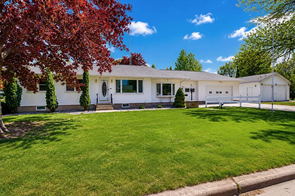 847 17th Street NE Owatonna, MN 55060
