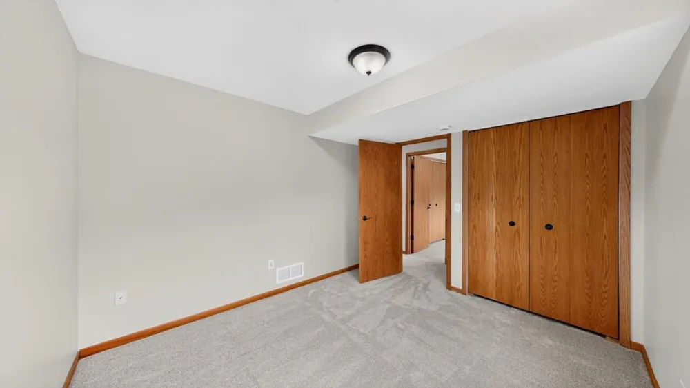3015 4th Avenue NW Rochester, MN 55901
