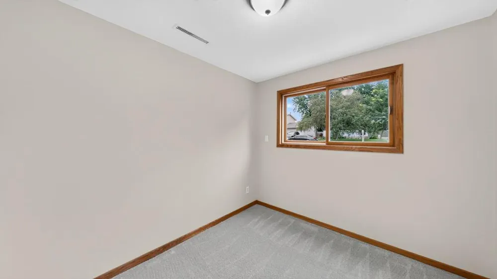 3015 4th Avenue NW Rochester, MN 55901