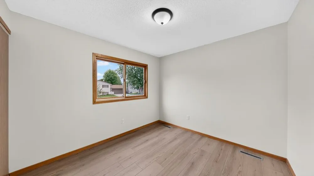 3015 4th Avenue NW Rochester, MN 55901