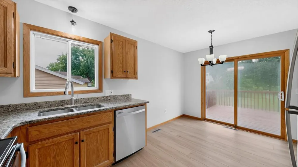 3015 4th Avenue NW Rochester, MN 55901