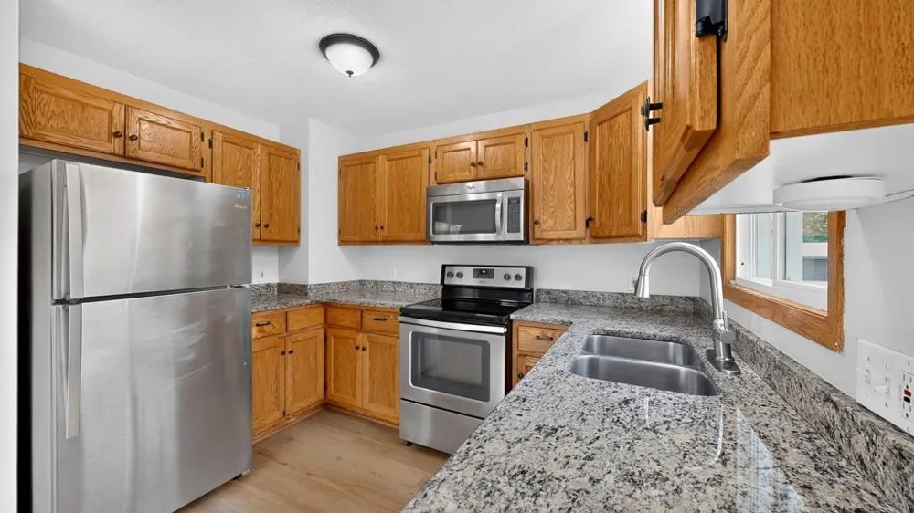 3015 4th Avenue NW Rochester, MN 55901