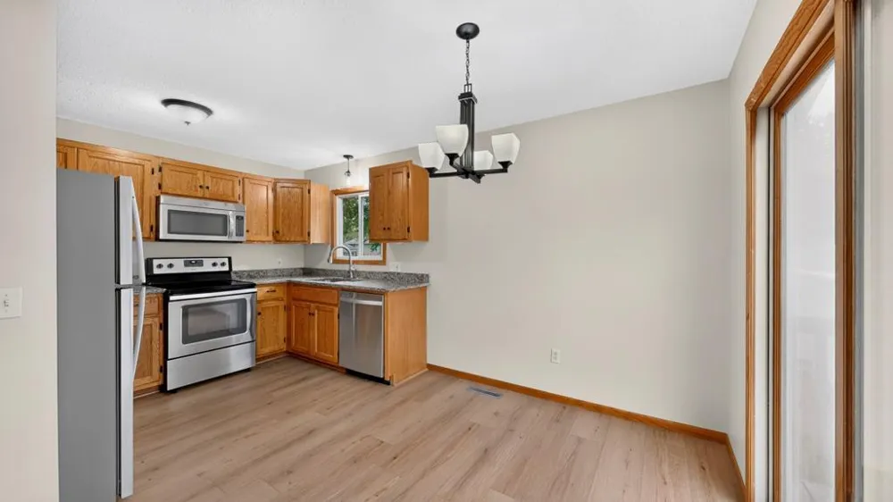 3015 4th Avenue NW Rochester, MN 55901