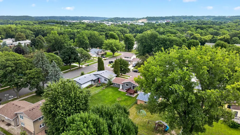 3015 4th Avenue NW Rochester, MN 55901