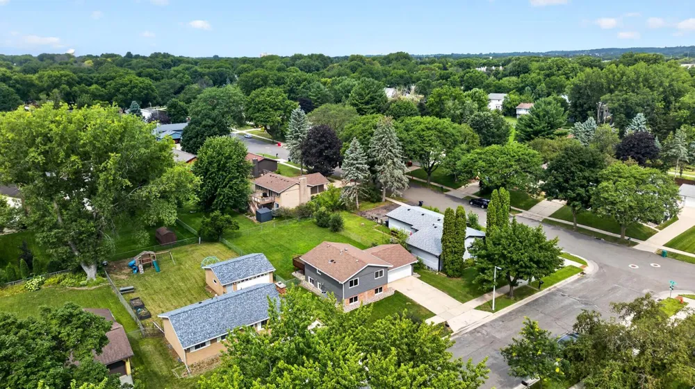 3015 4th Avenue NW Rochester, MN 55901