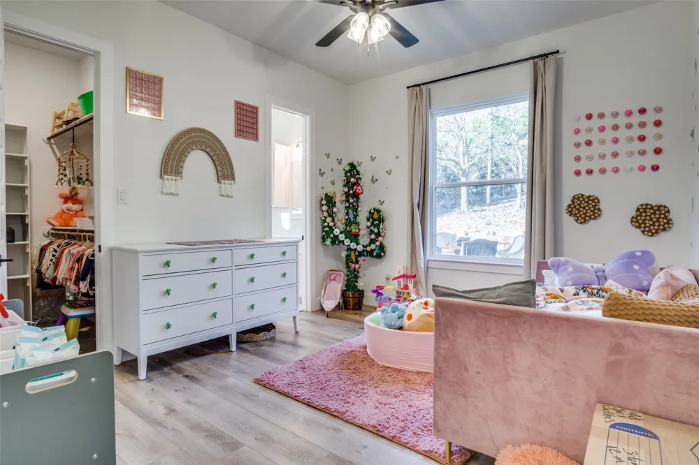 112 Wooded Acres Drive Mineral Wells, TX 76067