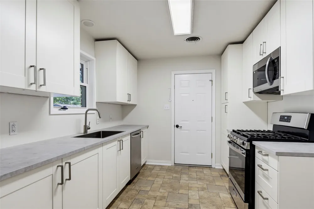 4205 Keeter Drive North Richland Hills, TX 76180